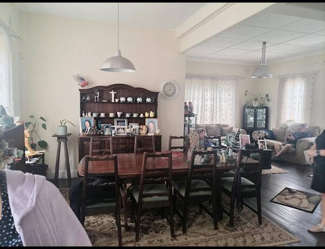 4 BEDROOM HOUSE FOR SALE IN GLENWOOD